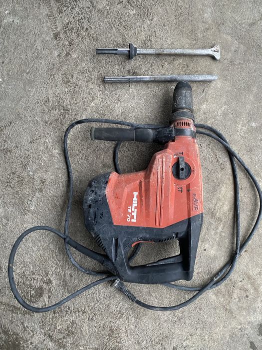 Vand rotopercutor profesional Hilti TE 70-AVR