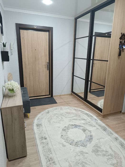 Срочно продам 2 комнатную лениградку