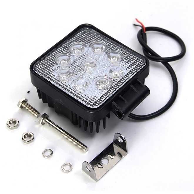 Халоген Работна Лампа за Ролбар АТВ, Джип   10-30  LED 24W