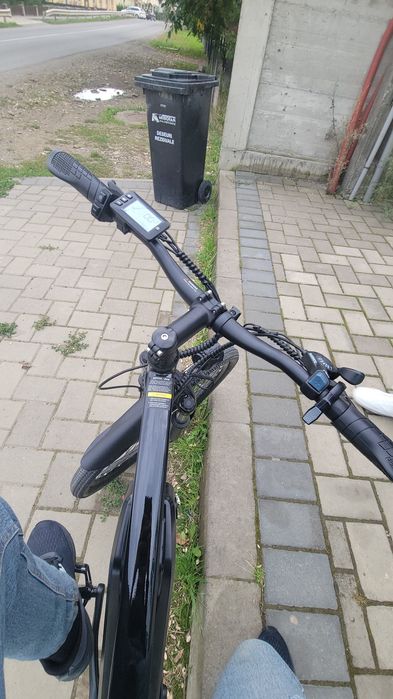 Vând bicicleta electrica
