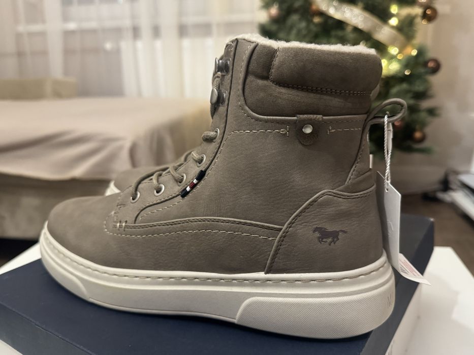 Ghete Mustang imblanite