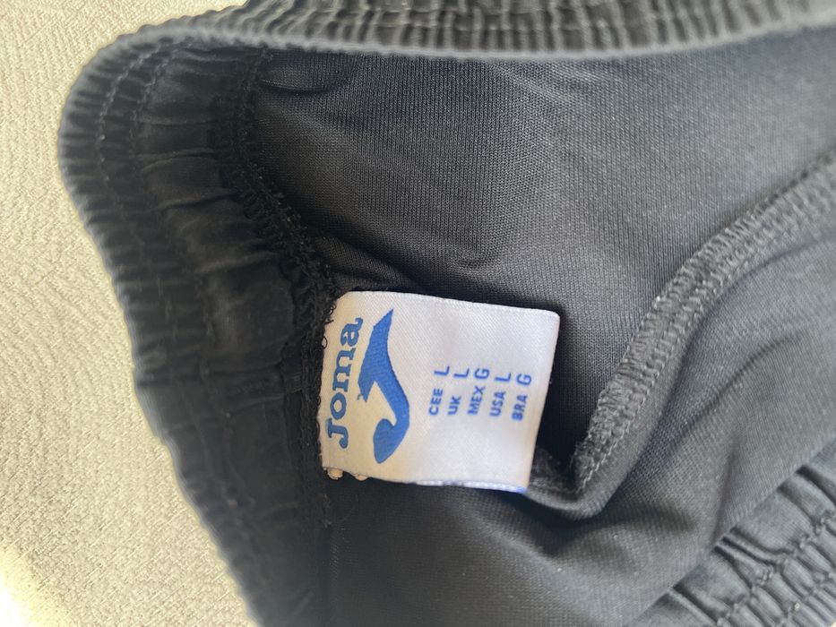 Продам парадные шорты