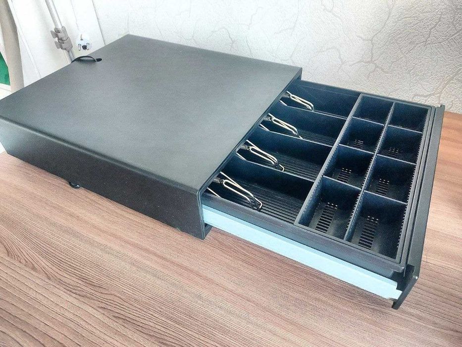 Денежный ящик для денег