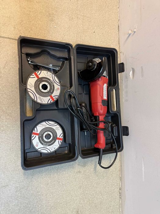 020152	Ъглошлайф 125mm 1200W рег. обороти в куфар с дискове RD-AG54