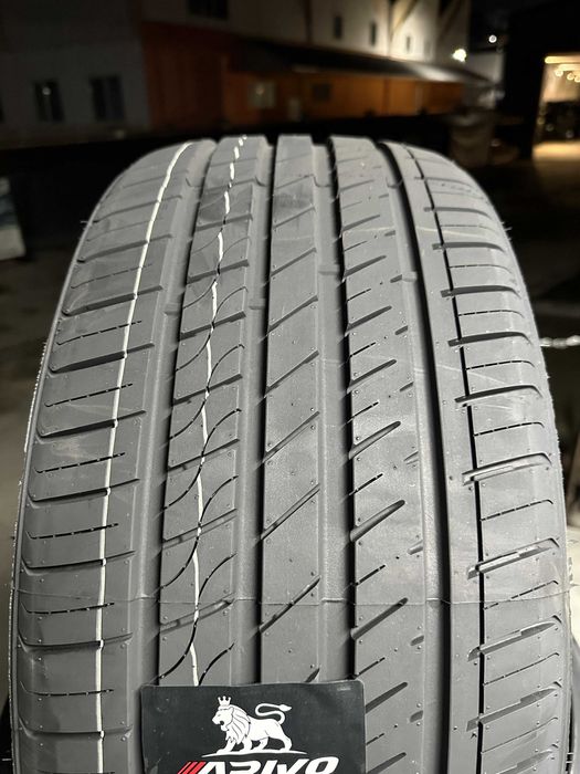 Летен спорт пакет ARIVO 255/30R22 295/25R22 НОВ DOT 2553022  2952522