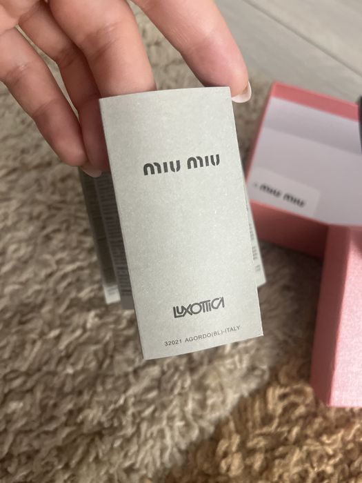 Ochelari de soare miu miu