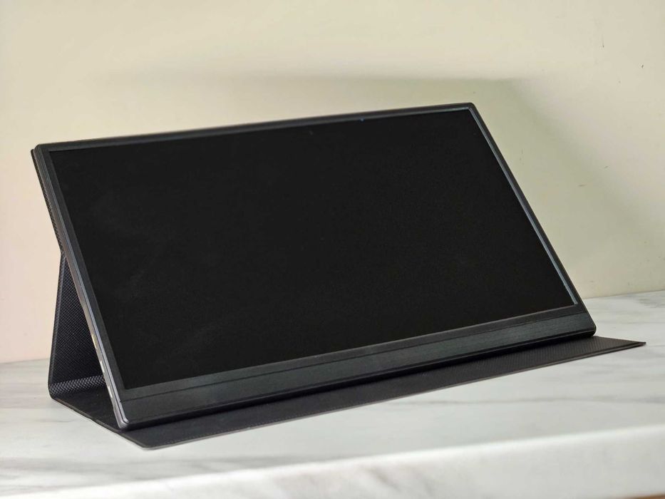 15.6″ портативен дисплей | USB-C / HDMI