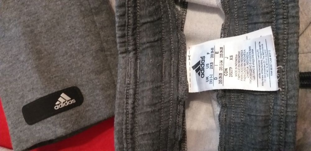 Adidas оригинално долнище, спортен панталон