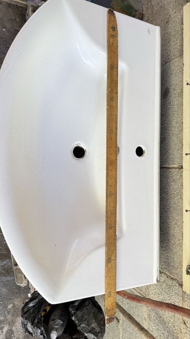 Умывальник в комплекте