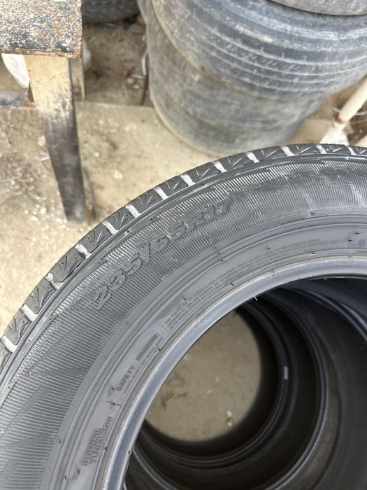 235/65 17 продам летние комплект