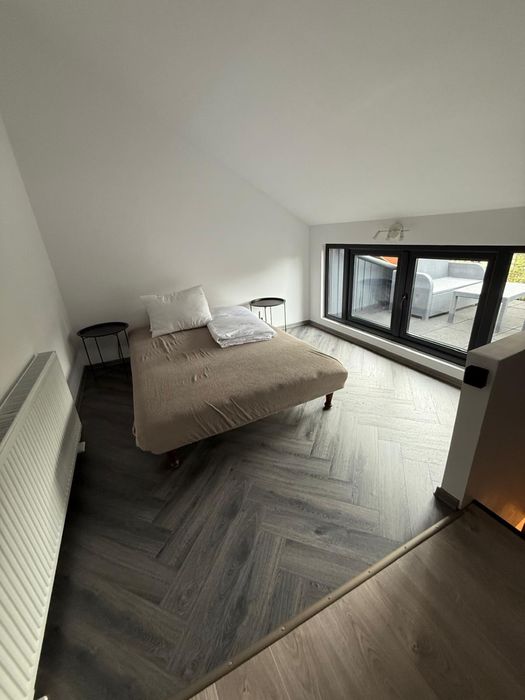 De închiriat mini penthouse la curte – ultracentral, Târgu Mureș