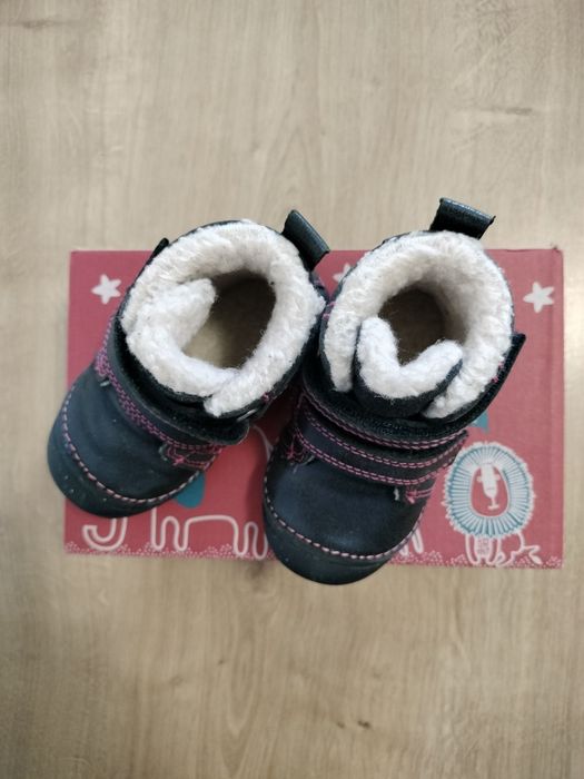 Vând papuci D.d. Step