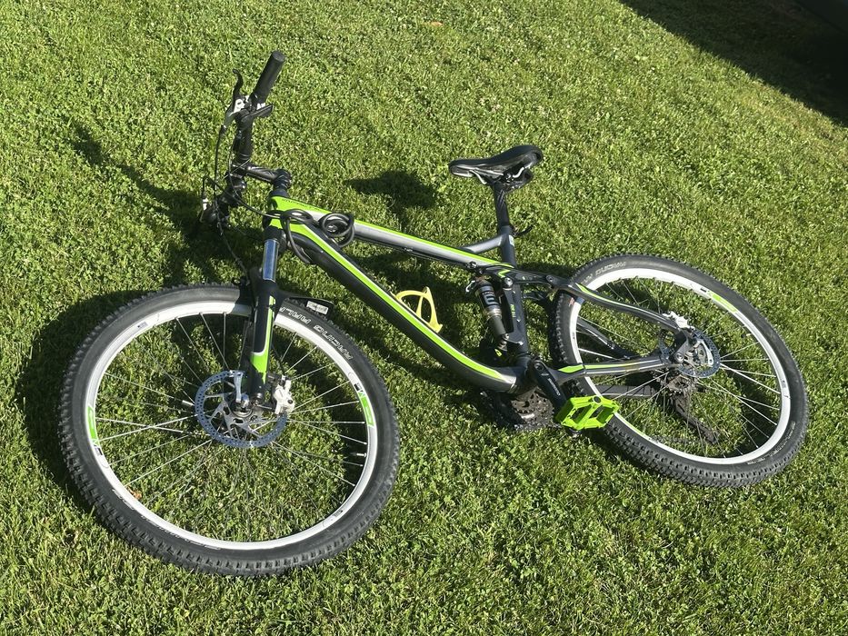 Bicicletul Full Suspension