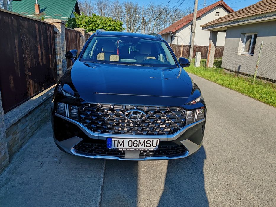 Hyundai Santa Fe Luxury Suv 4×4 pluig hibrid benzina 256 cp