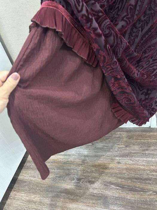 Продается  платье новое  (Турция)