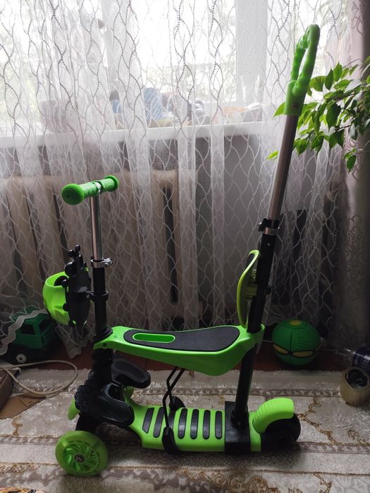 Продам самокат детский