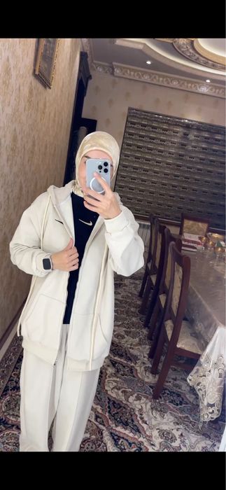 Новая спортивная тройка производство Китай