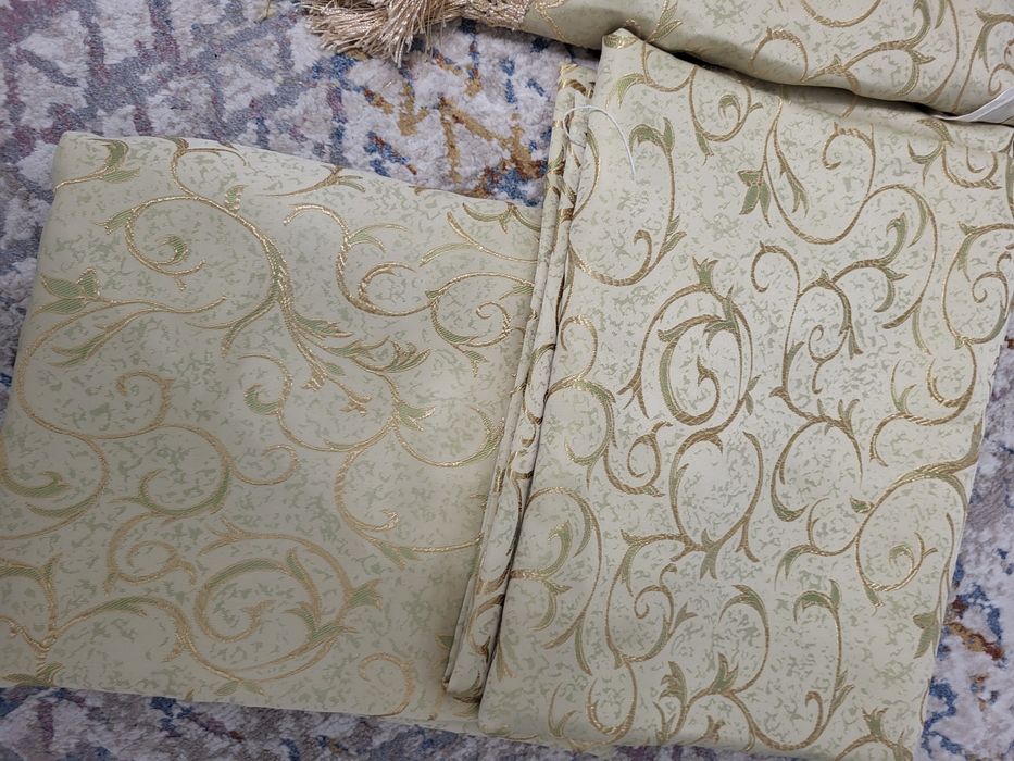 Продам шторы с ламбрикеном