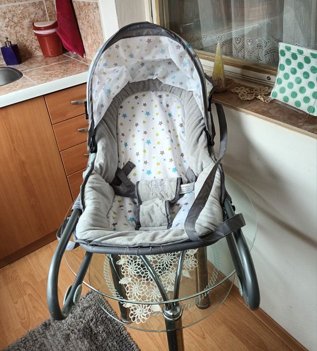 Детско столче люлеещо