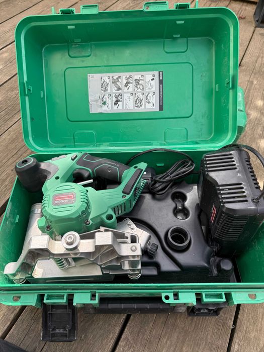 Mașină de sanfrenat PVC fără fir Leister GROOVER 500-LP