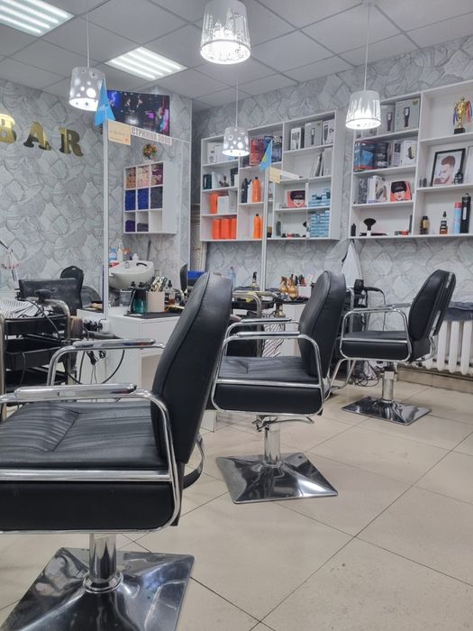 Парикмахерское кресло