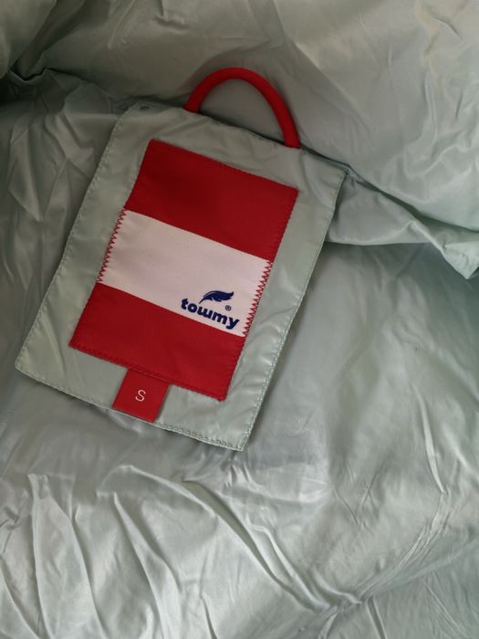 Весенняя куртка размер S