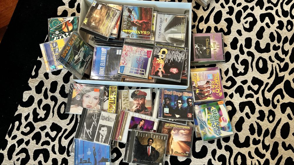 Диски CD музыкальные