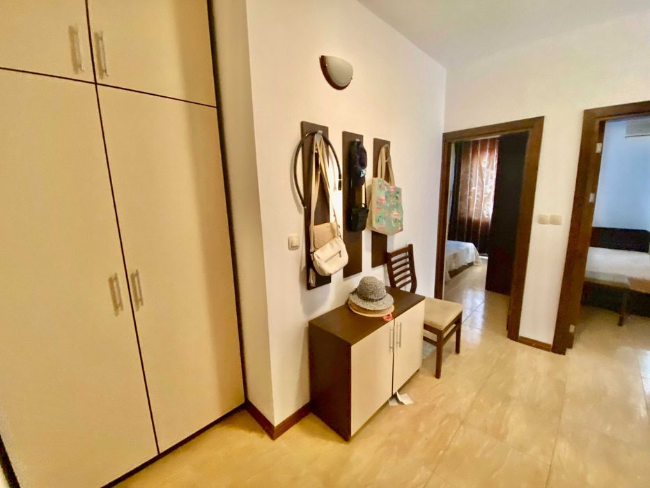 Продава се Тристаен апартамент в Свети Влас - 1000 кв.м за 59 €/кв.м - Снимка #8