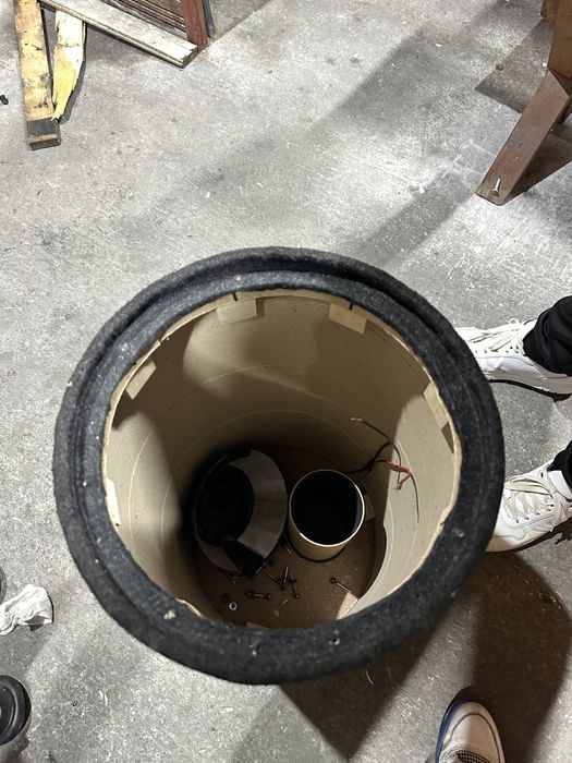 Vand subwoofer hifonics
