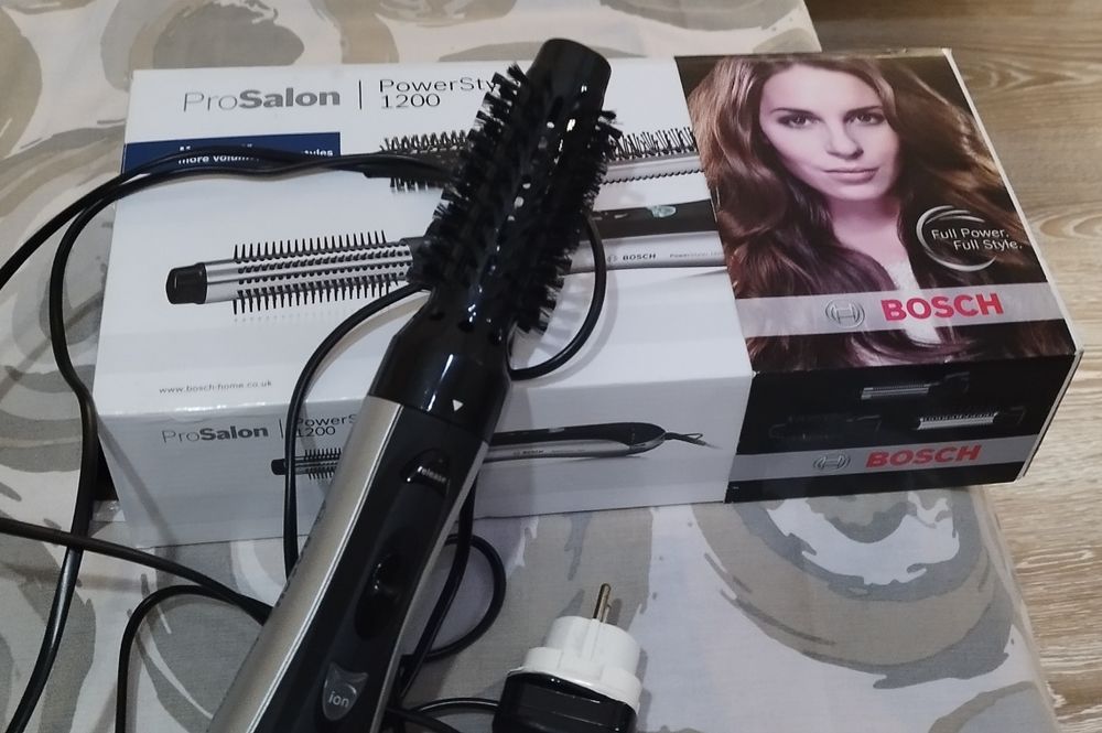 Сешоар с три вида четки за изсушаване