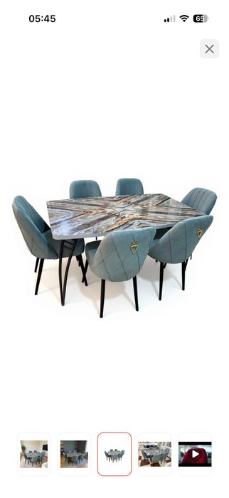 Кухонный стол со стульями