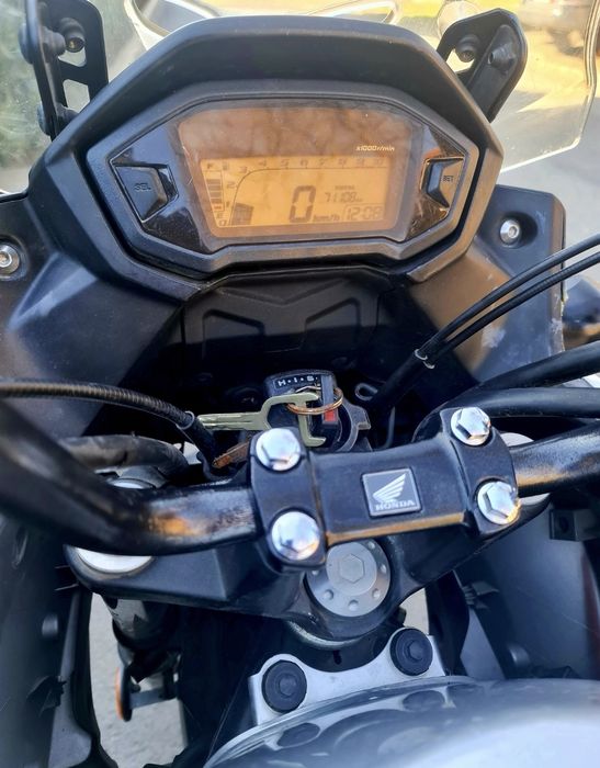 Vand/Schimb Honda CB 500 X - moto naked enduro A1/A2 abs