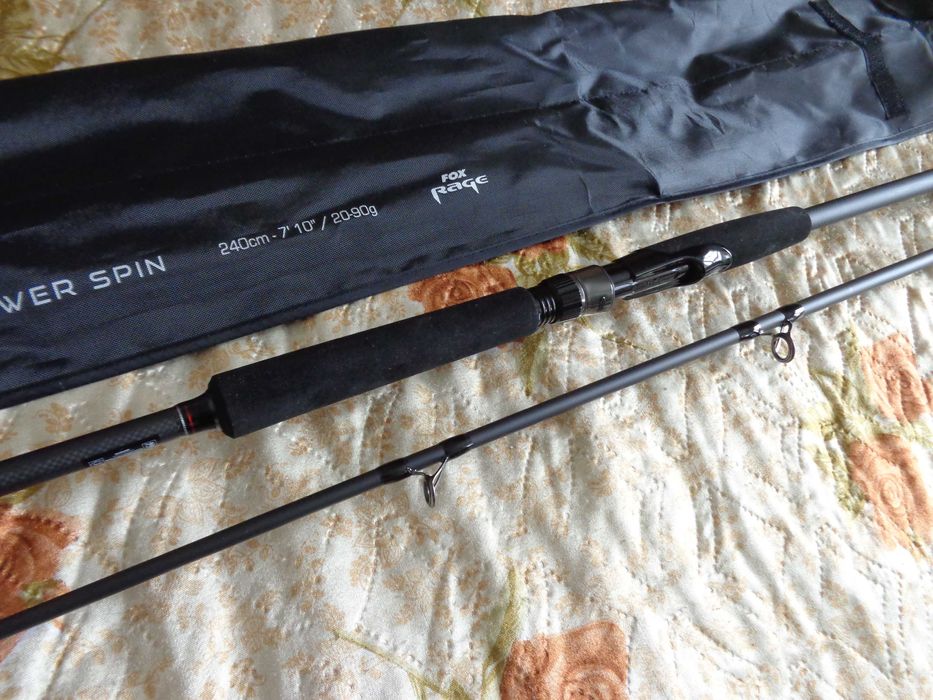 Нови спининг въдици за Сом(Fox Rage два броя) и Щука един брой.