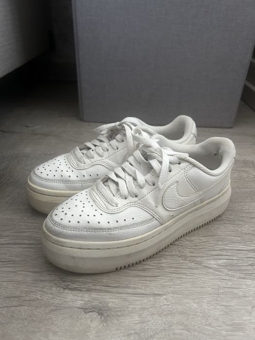 Спортни обувки Puma, Nike, Guess, Replay
