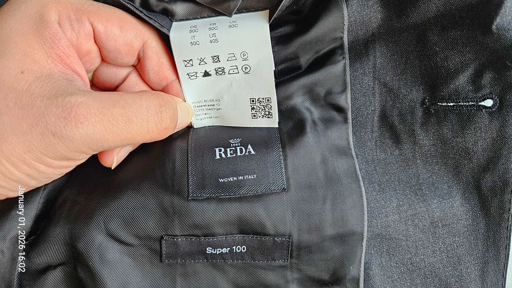 Б.у. Hugo Boss серый классический костюм