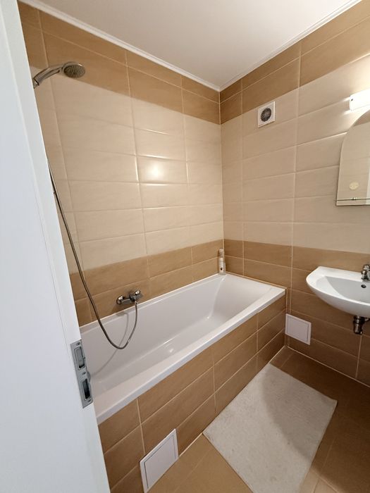 Apartament Modern 2 Camere, Tractorul, boxa + loc de parcare ( 0% comision)