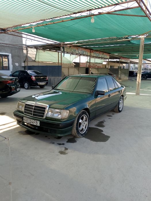 Продаётся машина mercedes w124