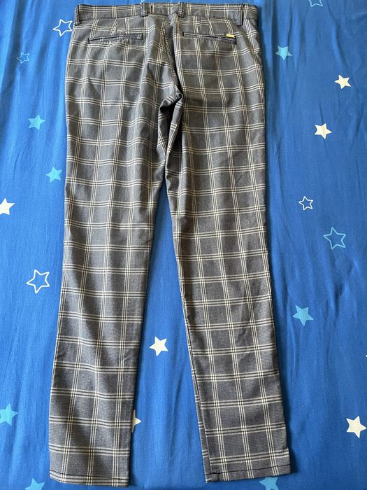 Pantaloni eleganti barbati