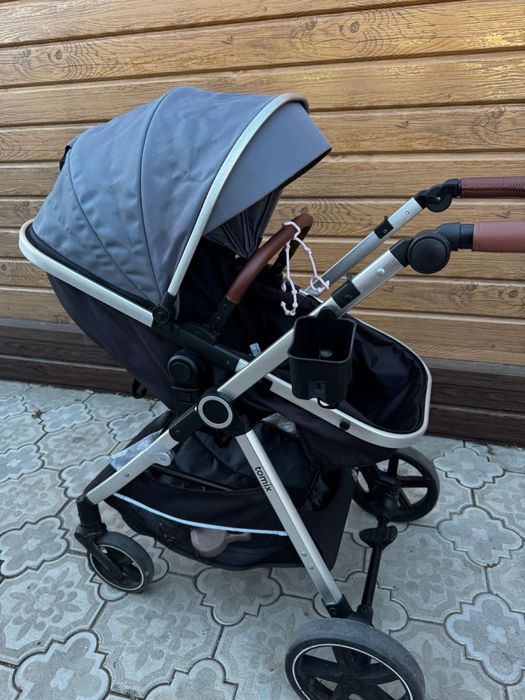Коляска детская сегоро цвета