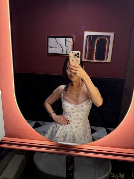 Женсие коктейль платья