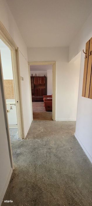 Apartament 3 camere decomandat | Carpați II | Etaj 4
