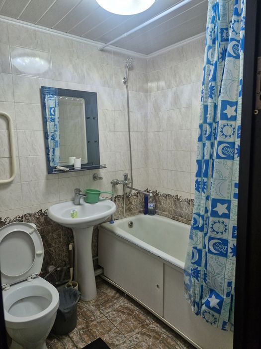 Сдаётся квартира посуточно есть горячая вода