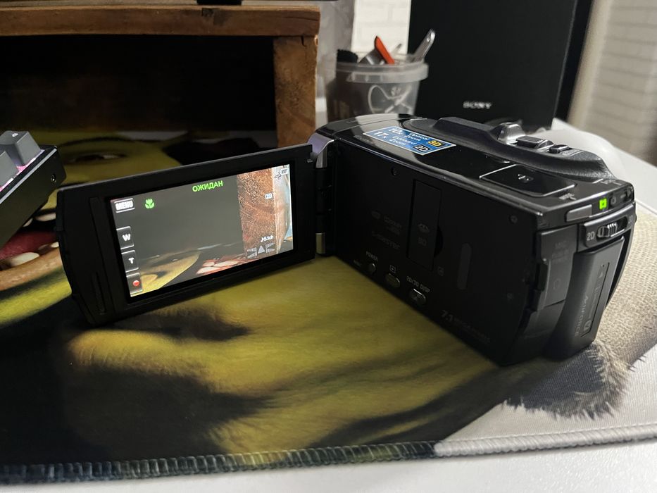 Продам 3D/2D камеру SONY HDR-TD10