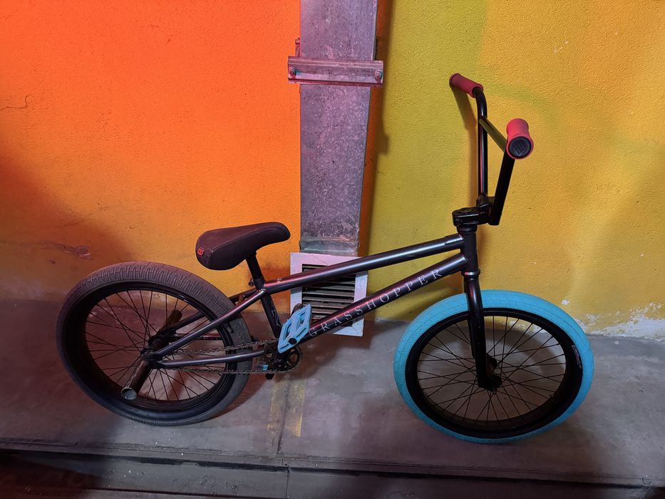 Продам  велосипед БМХ