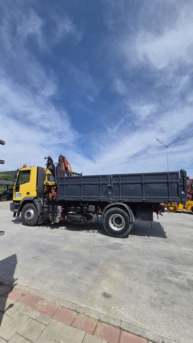 Iveco 190E31 basculabil cu macara