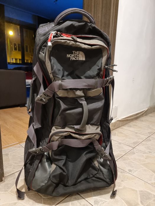 Troler the north face(nu american tourister)