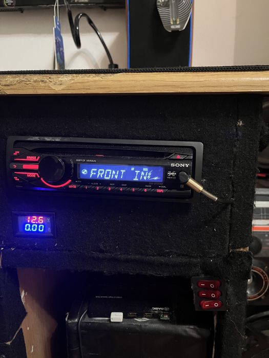 Reparati audio rinstalari auto