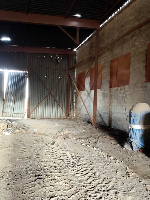 Сдается в аренду ангар площадью 256 м²