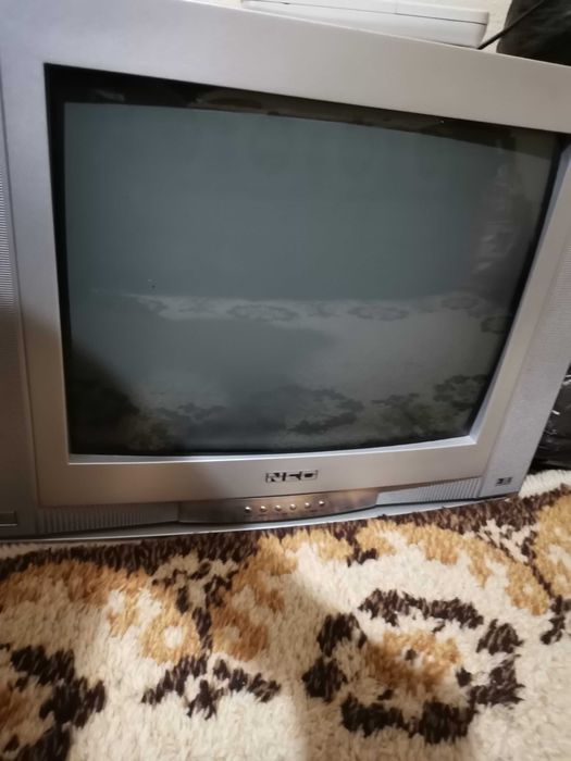 Телевизор Нео 19 инча