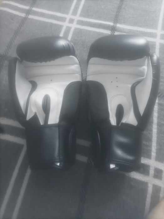 Боксвови Ръкавици